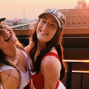 Meet your Posher, Nina